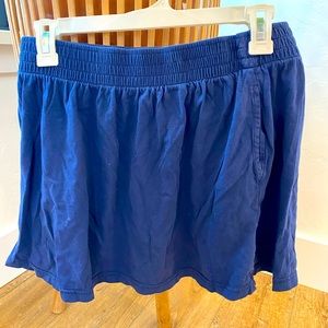 Navy blue skirt w/ pockets